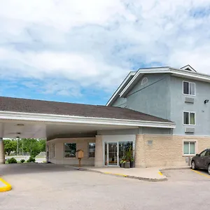 Super 8 By Wyndham West Виннипег